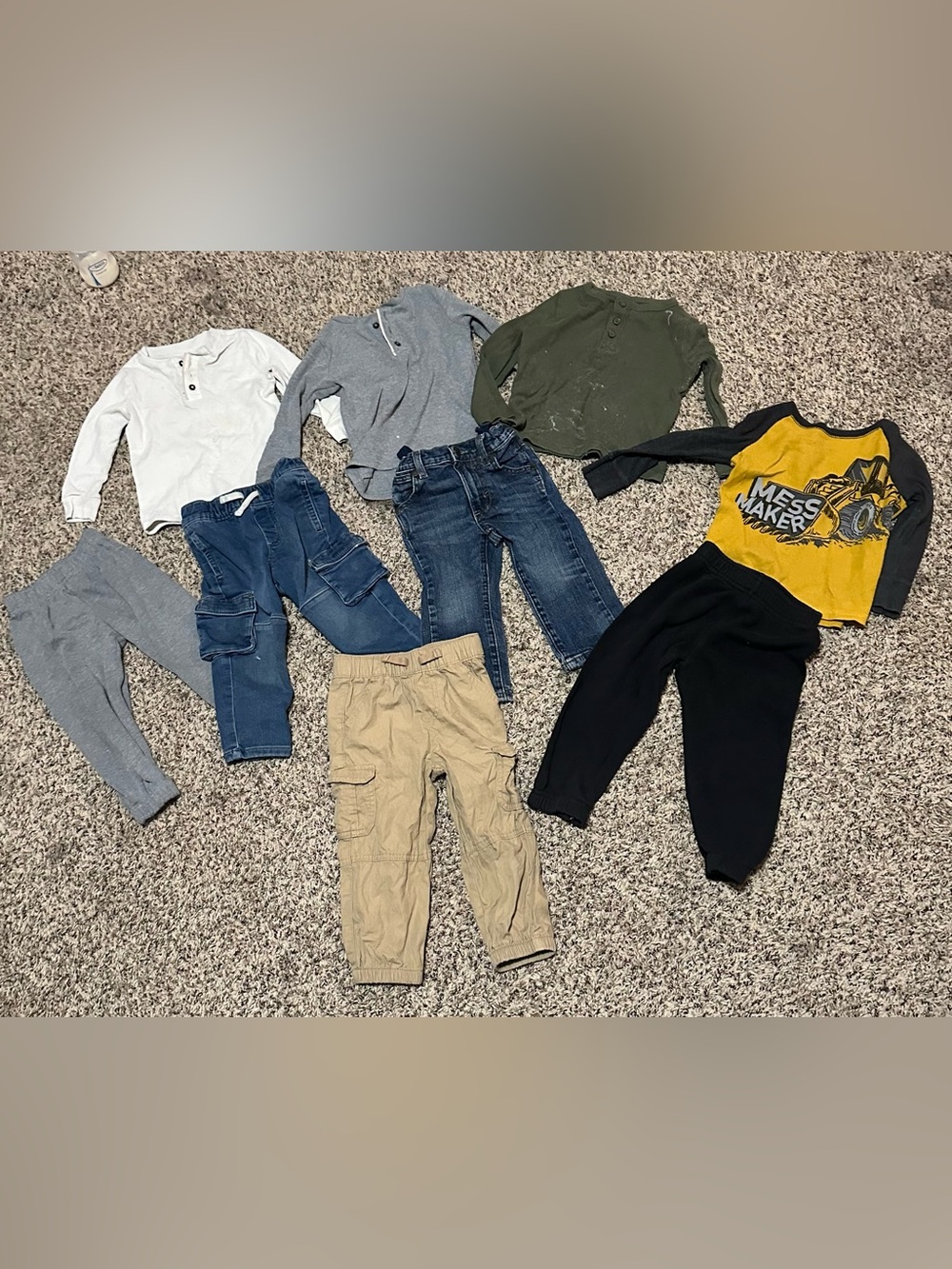 Bundle of 2T fall / winter clothing for boys